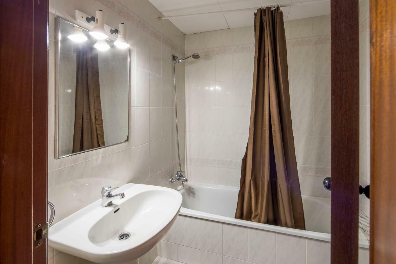 Apartamento Castell De Perelada Apartman Girona Kültér fotó