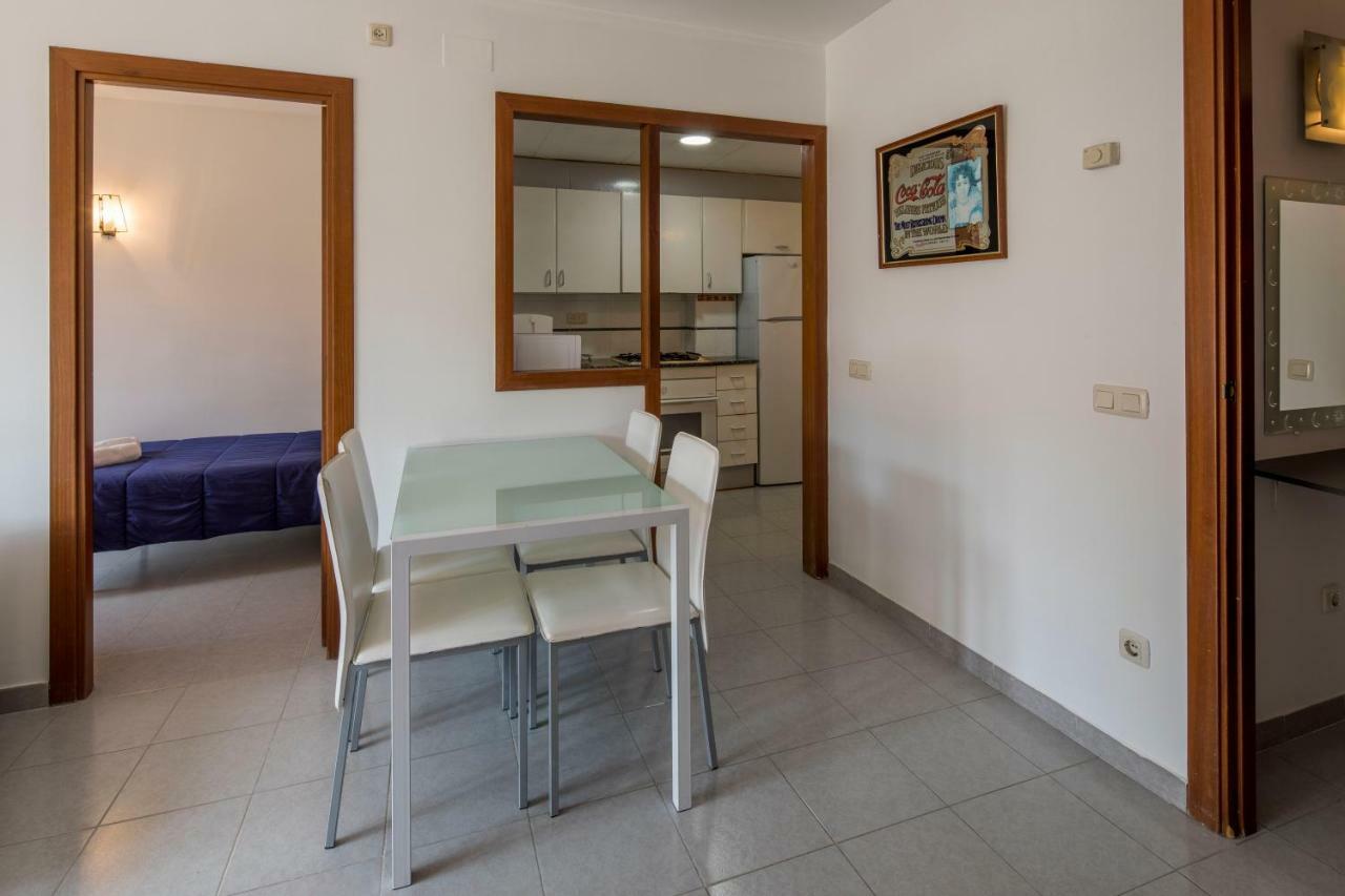Apartamento Castell De Perelada Apartman Girona Kültér fotó